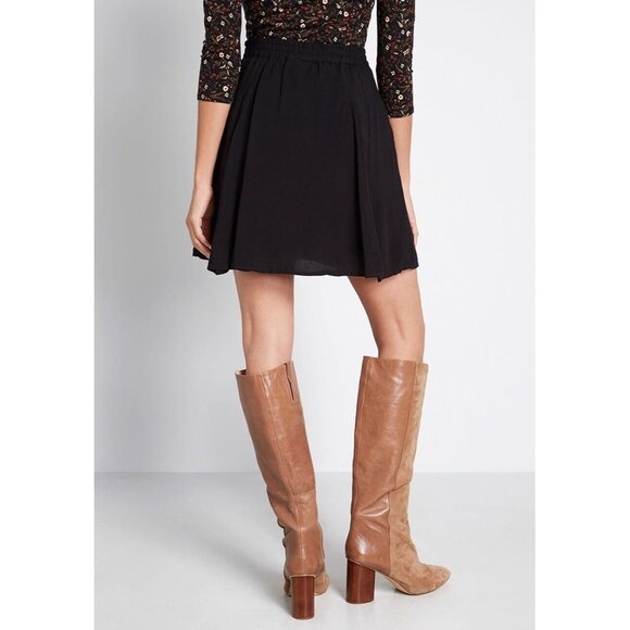 Modcloth Black Skater Skirt with Button Detail - Picture 2 of 8